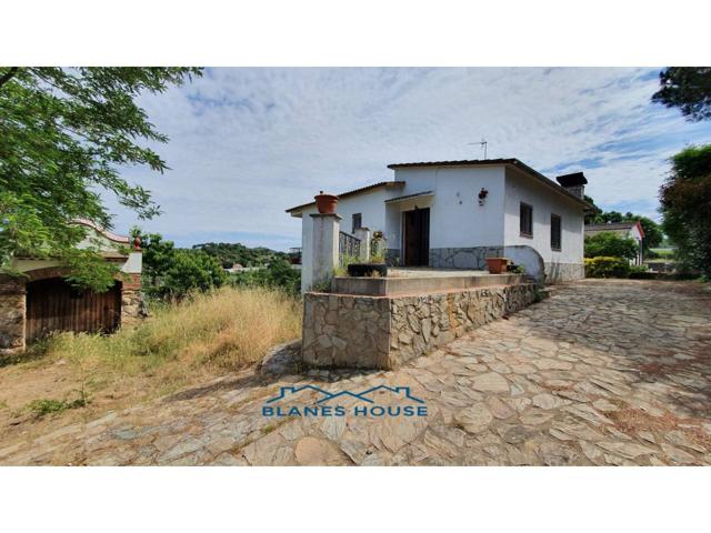 Casa en venta en Marata photo 0