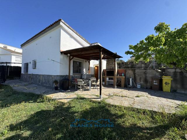 Venta de Casa en Sils photo 0