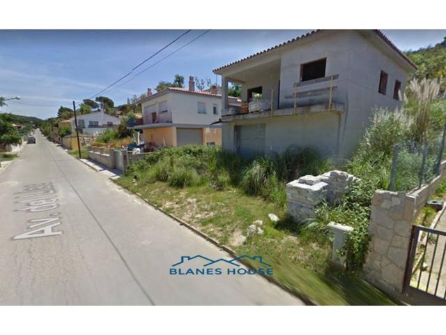 Casa en venta en Urbanitzacions del Nord photo 0