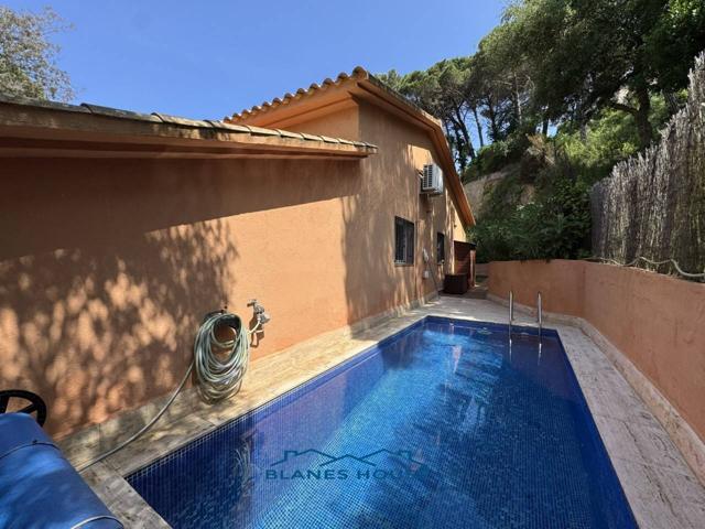 Venta de casa en Vidreres photo 0