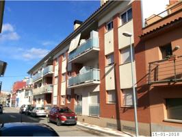 Piso en venta en Vidreres photo 0