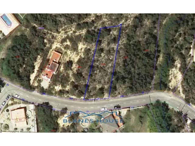 Solar en venta en Riudarenes photo 0