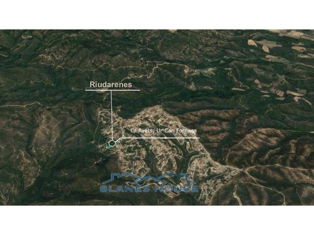 Terreno en venta en Riudarenes photo 0
