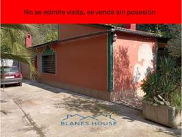 Chalet en venta en Massanes photo 0