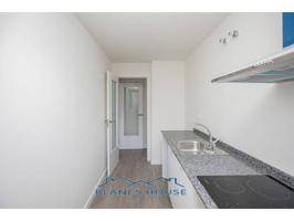 Piso en venta en Nucli Urbà photo 0