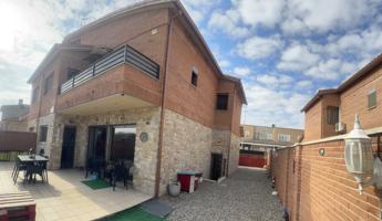 Casa-Chalet en Venta en Bellpuig Lleida photo 0