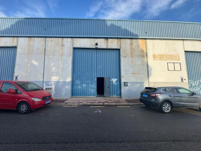 En venta nave industrial en Reus Polígono illes Medes photo 0