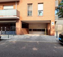 En venta en Reus plaza de parking en Jardins de Reus photo 0