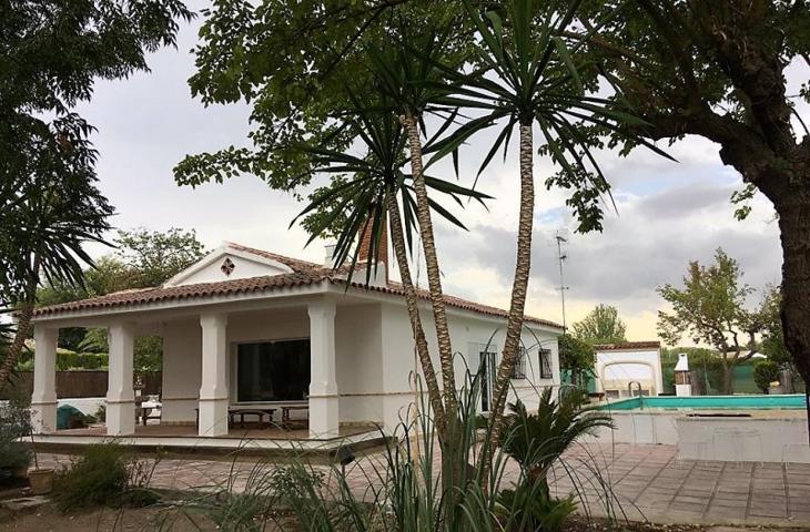 Casa Rural en Venta en Lucena, Córdoba photo 0