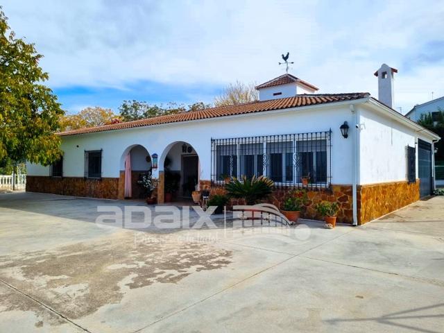 Casa Rural en Venta en Lucena, Córdoba photo 0