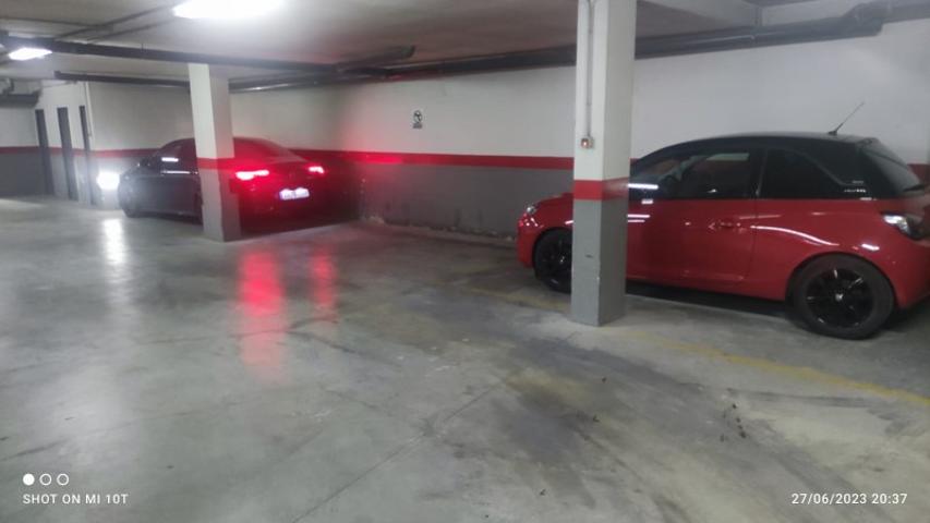Garaje en Venta en Lucena, Córdoba photo 0