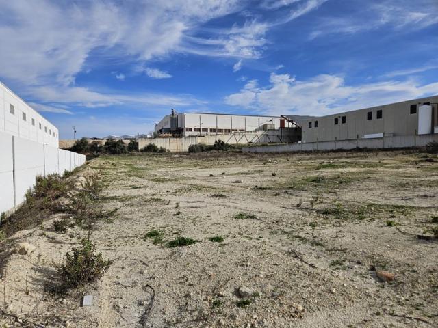 Solar Industrial en Venta en Lucena, Córdoba photo 0