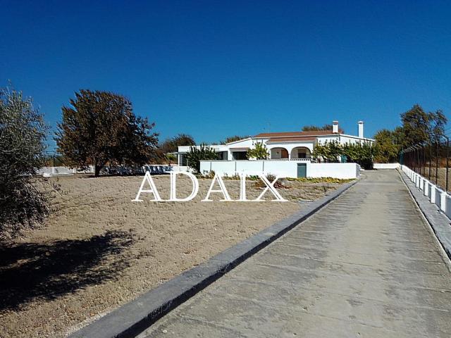Casa Rural en Venta en Lucena, Córdoba photo 0