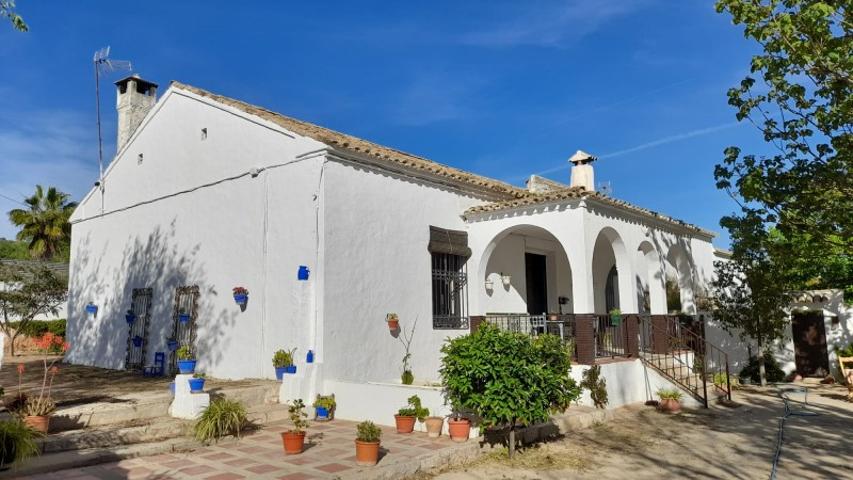 Casa Rural en Venta en Lucena, Córdoba photo 0