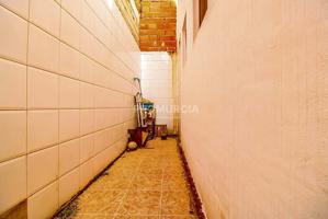 Local en venta en Murcia de 150 m2 photo 0