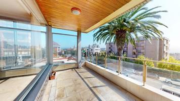 🌟 Exclusivo piso con vistas panorámicas en una de las zonas más deseadas de Santander photo 0