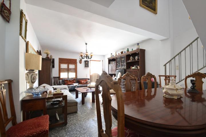 Casa en venta con terreno rústico photo 0