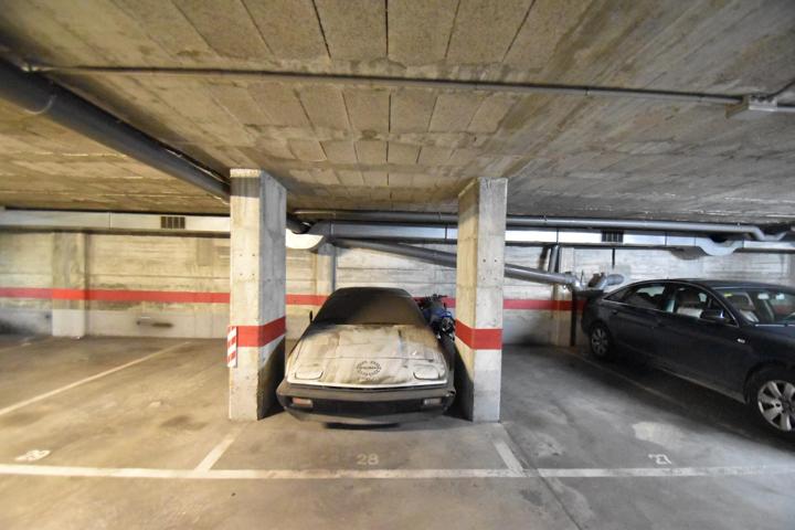 Plaza de párquing en venta coche pequeño photo 0