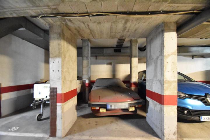 Plaza de párquing en venta para coche pequeño photo 0