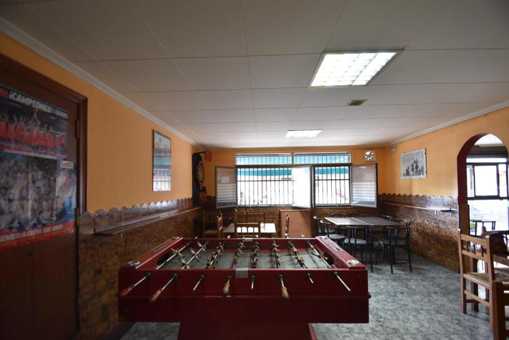 Se alquila bar restaurante con pequeño traspaso photo 0