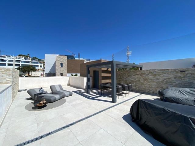 Bajo duplex con jardin 138.82 y terraza 46.67 m2 con dos plazas de aparcamiento photo 0