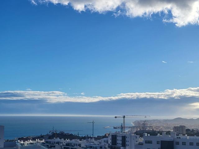 Ático con terraza 131 m2 photo 0