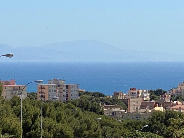 Piso con espectaculares vistas al mar. Con plaza de garaje y trastero. photo 0