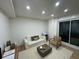 Piso con terraza solada, además de trastero y plaza de garaje incluidos en el precio. photo 0
