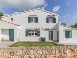 Piso En venta en Es Castell photo 0