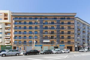 SE VENDE FANTÁSTICO PISO EN GANDÍA LISTO PARA ENTRAR A VIVIR photo 0