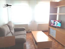 Venta apartamento alquilado en Mendillorri con garaje y trastero photo 0