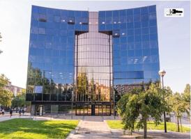 ¡Oficina a Estrenar en Alquiler en Edificio elegante de Pamplona! photo 0