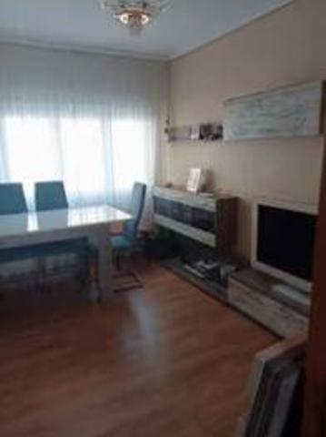 Venta piso barato Ansoain reformado photo 0