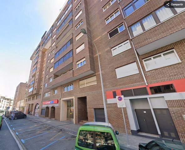 Piso grande en venta en Azpilagaña (universidades) con inquilino photo 0
