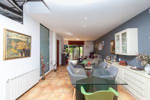 Casa En venta en Calle Riera, Canovelles photo 0