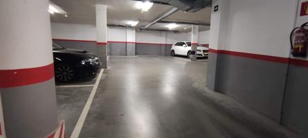 Parking Subterráneo En alquiler en Lluis Vives, Font Verda, Granollers photo 0