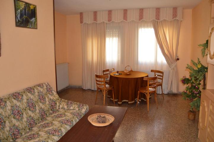Piso en venta en Fuente de Pedro Naharro de 90 m2 photo 0
