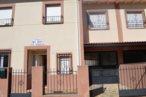 Casa - Chalet en venta en Tribaldos de 215 m2 photo 0