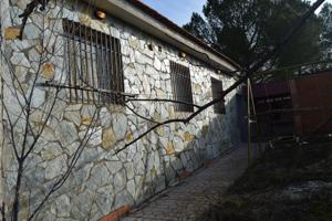 Casa - Chalet en venta en Villar de Cañas de 111 m2 photo 0