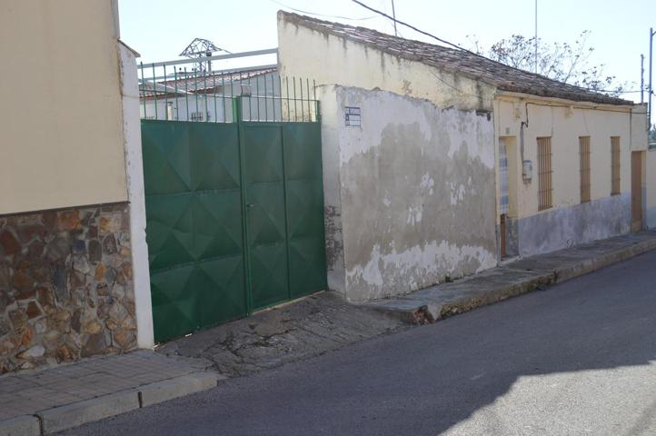 Terreno en venta en Tarancón de 110 m2 photo 0