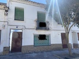 Casa De Pueblo en venta en Belmonte de 259 m2 photo 0