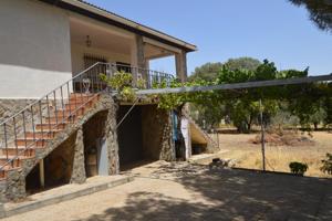 Casa - Chalet en venta en Villar de Cañas de 304 m2 photo 0