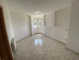 Piso en venta en Tarancón de 90 m2 photo 0