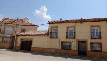 Casa - Chalet en venta en Villamayor de Santiago de 508 m2 photo 0