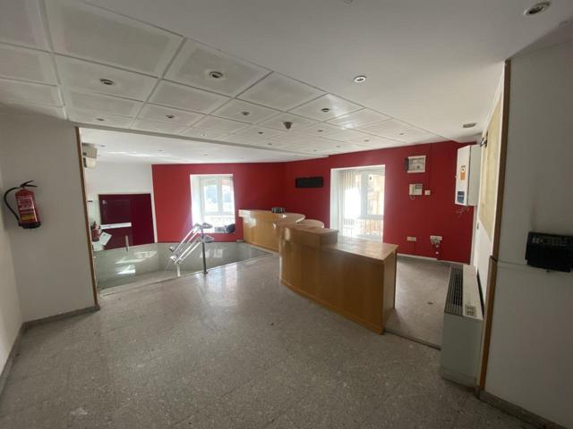 Local en venta en Cuenca de 440 m2 photo 0