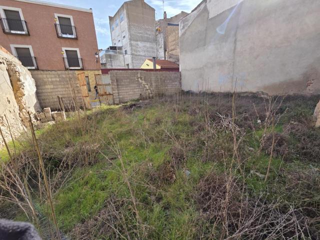 Terreno en venta en Tarancón de 183 m2 photo 0