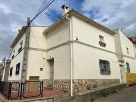 Casa - Chalet en venta en Saelices de 200 m2 photo 0