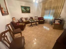 Casa - Chalet en venta en Saelices de 307 m2 photo 0
