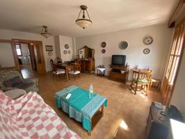 Piso en venta en Santa Cruz de la Zarza de 120 m2 photo 0
