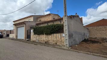 Casa - chalet en Calle Río Záncara, Villares del Saz photo 0